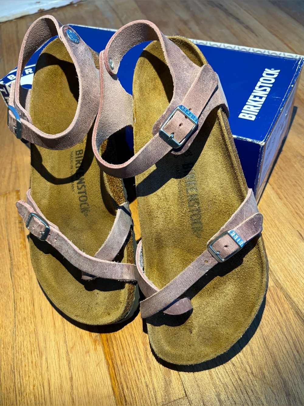 Birkenstock Taormina Leather Lavender Blush Sz 40 Sandals